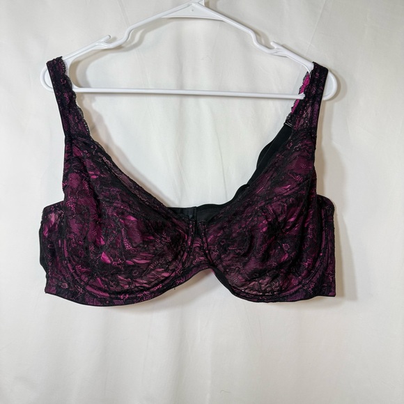 Unbranded woman’s Pink & Black Underwired Laced Floral Bra — 44DDD - Picture 2 of 8